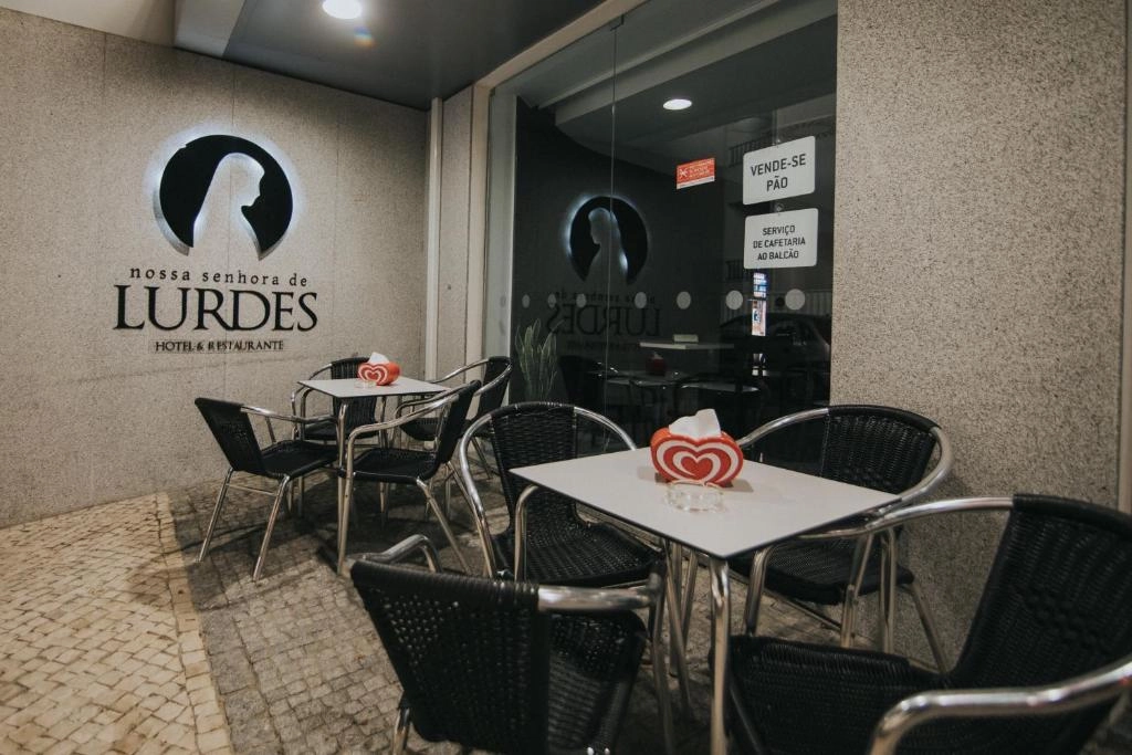 A dois minutos a pé do Santuário